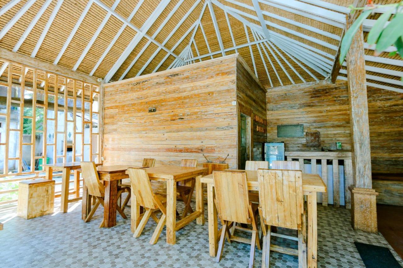 Gili Kulemba Bungalow ギリ・トラワンガン エクステリア 写真