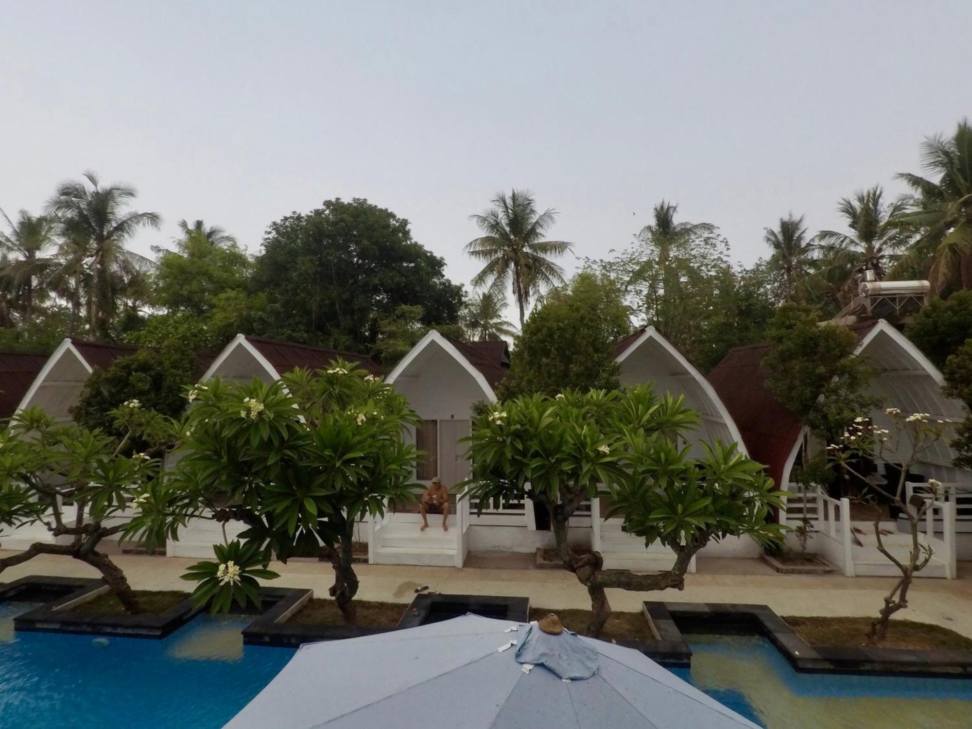 Gili Kulemba Bungalow ギリ・トラワンガン エクステリア 写真