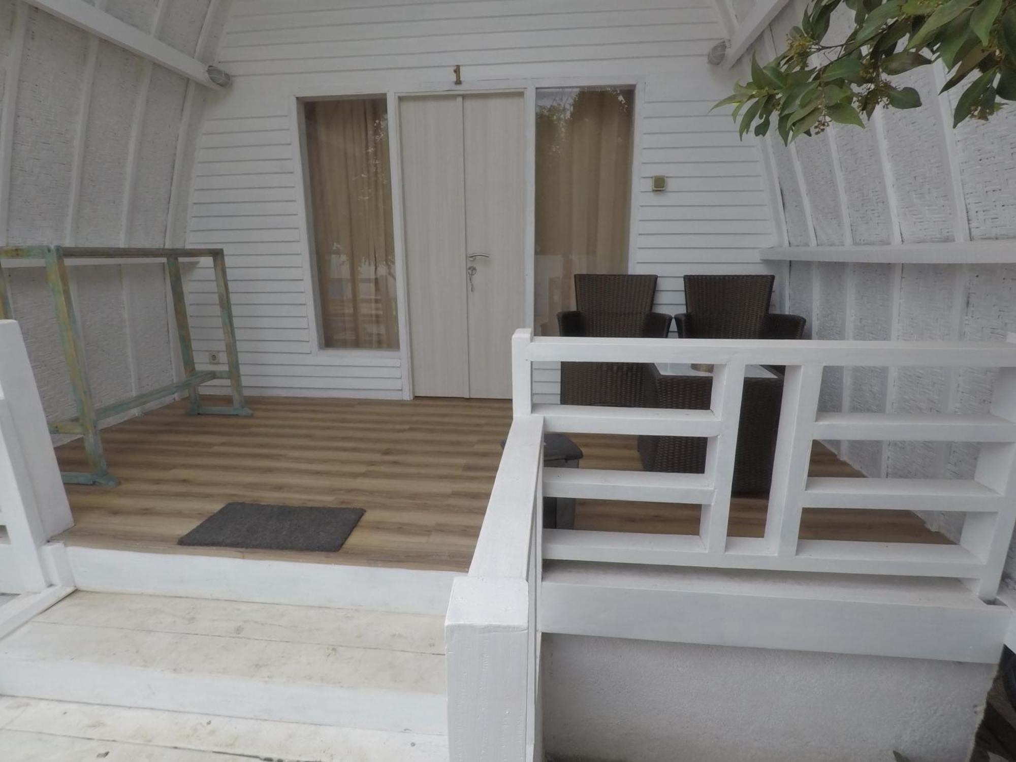 Gili Kulemba Bungalow ギリ・トラワンガン エクステリア 写真
