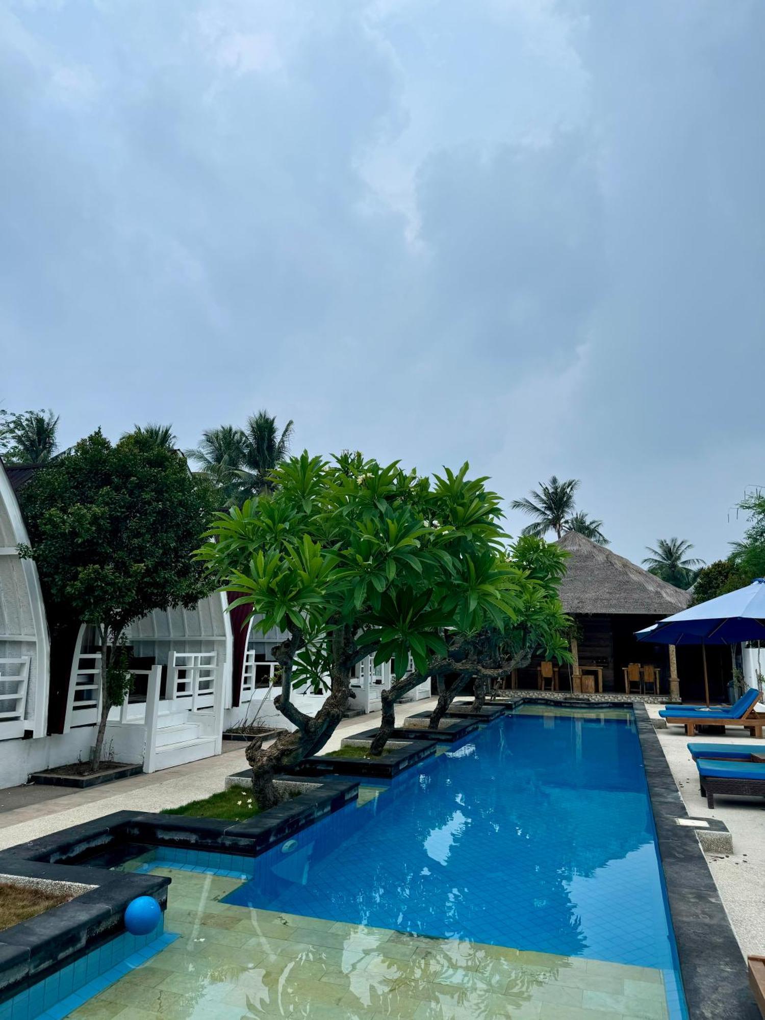 Gili Kulemba Bungalow ギリ・トラワンガン エクステリア 写真