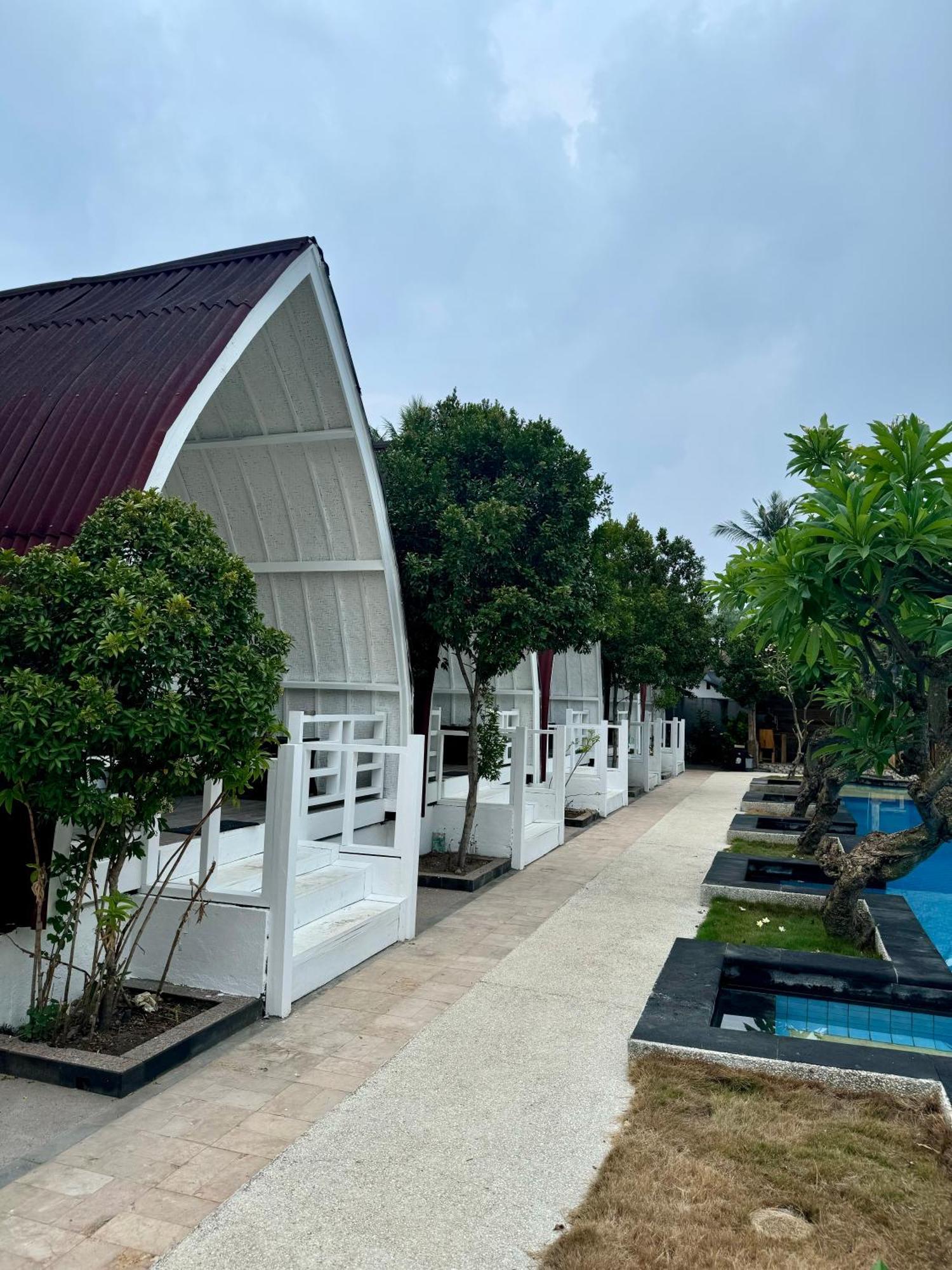 Gili Kulemba Bungalow ギリ・トラワンガン エクステリア 写真